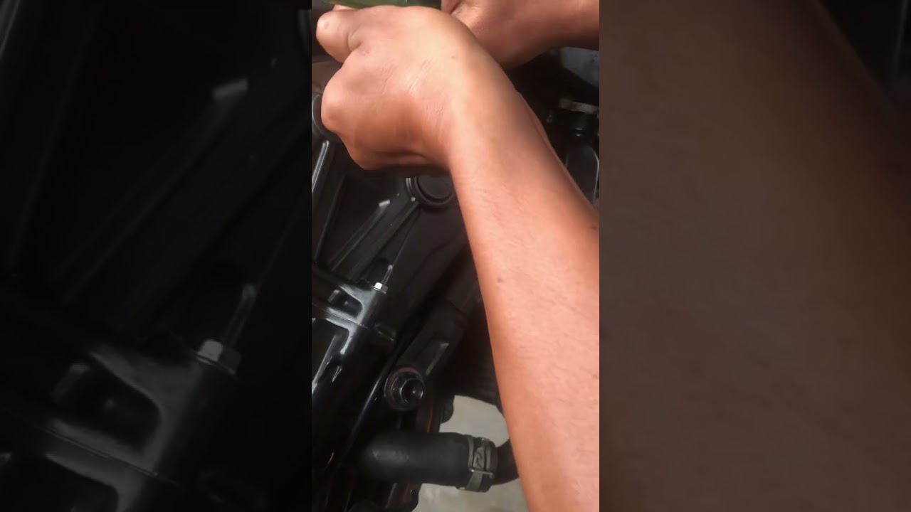CBR650R COOLANT REPLACEMENT, AIR BLEEDING