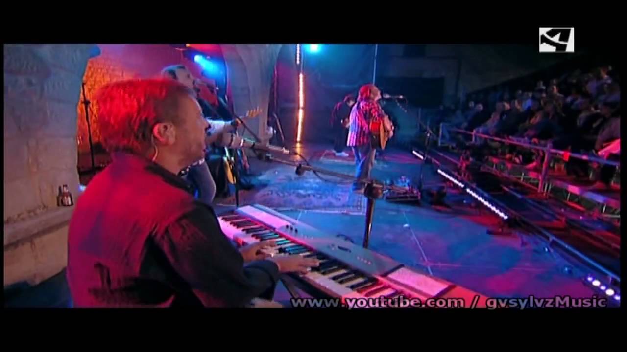 07.- Los Secretos - Qué sólo estás (Luna lunera 2008)