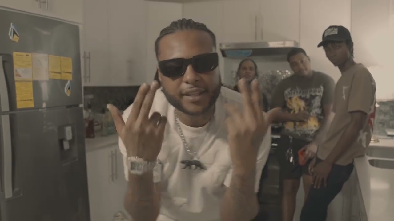 Blutooth ft. 4LNicko – Too Crazy (Official Video) 