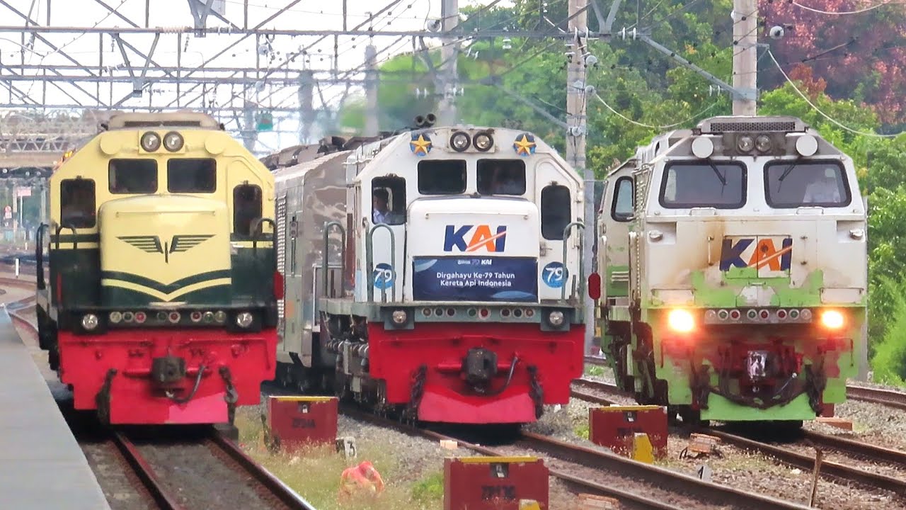 RAMAINYA KERETA API STASIUN TERSIBUK YOGYAKARTA !! Lokomotif Livery Vintage & Kereta New Generation