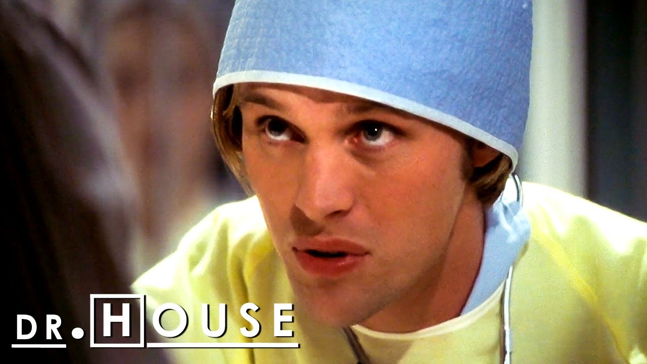 Chase quería ser sacerdote | Dr. House: Diagnóstico Médico