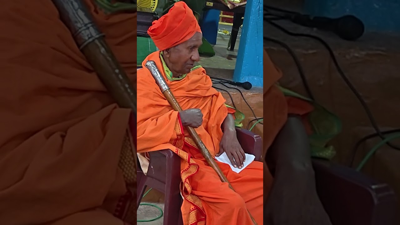 ಕೊಪ್ಪಳ ತಾಲ್ಲೂಕಿನ ಜೀನ್ನಾಪೂರ ಶ್ರೀ ಮಾರುತೇಶ್ವರನ ಜಾತ್ರಾ ಕಾರ್ಯಕ್ರಮದಲ್ಲಿ ಶ್ರೀ ಜಗದ್ಗುರುಗಳ ಆಶೀರ್ವಚನ ಜರಗಿತು 🙏🙏