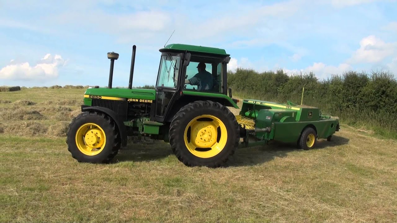 john deere 2850 square baling