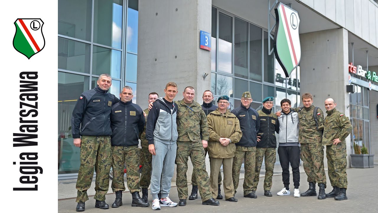 Charytatywna Wiosna: Weterani odwiedzili stadion Legii Warszawa
