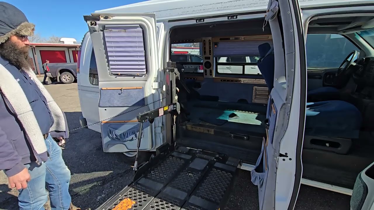 1996 Chevrolet G1500 Engine, Drive, Wheelchair Lift, & Walk Around
