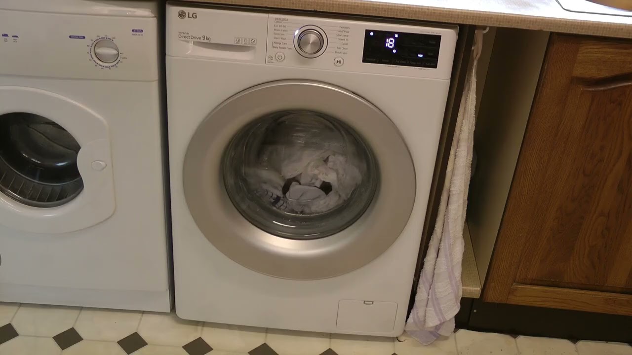 Rinses and Final spin LG 9kg automatic washer