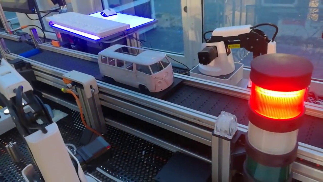 Customer Case | Dobot Magician in Mini Production Bus Assembly Line by Volkswagen & Siemens PLC