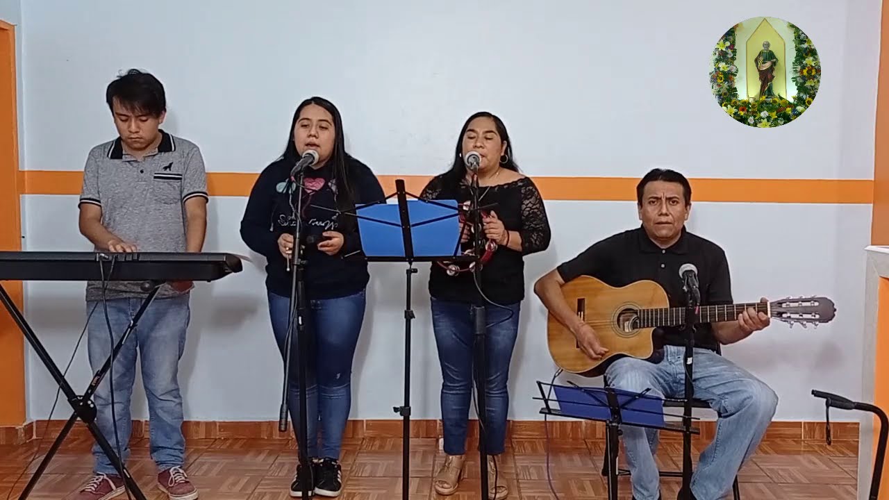 Levanto Mis Ojos a los Montes