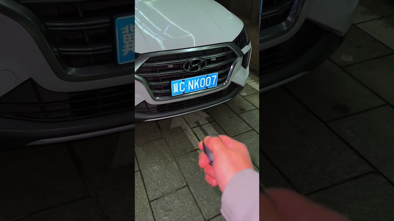 High brightness LED airplane lights, multi-mode remote control, and rear chassis grille are all
