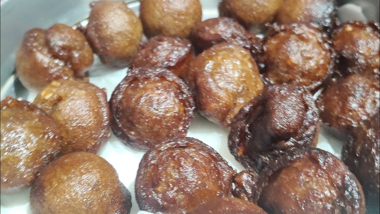 Unniyappam😋 Trust me it was so tasty 😋 Full video in discription #viral #subscribe #tasty