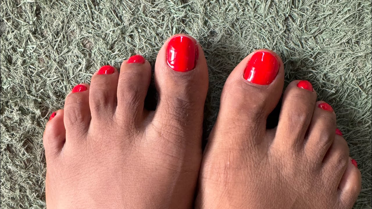 Juli Dennis TV / comedy / nails 💅 day 
