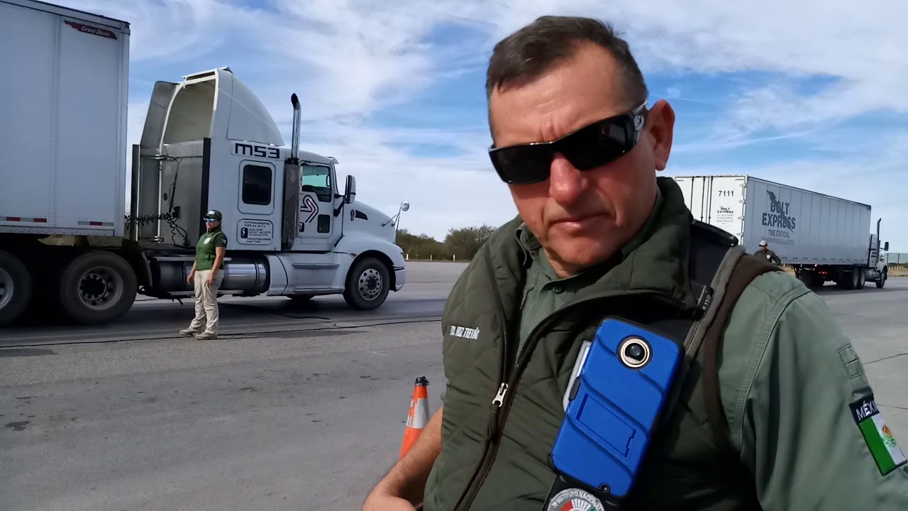 Punto de revisi&oacute;n kil&oacute;metro 14 carretera 57 en matehuala agentes de migraci&oacute;n