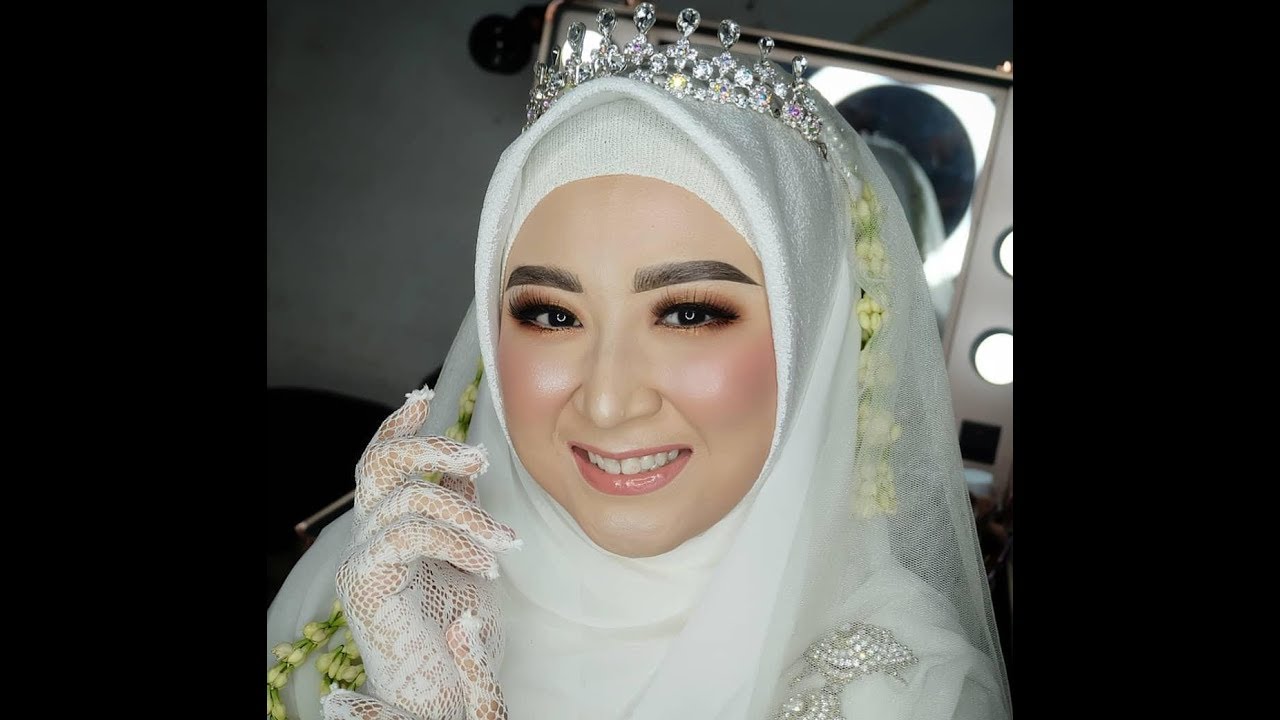 MakeUp Pengantin Hijab Syar'i Lusicastello