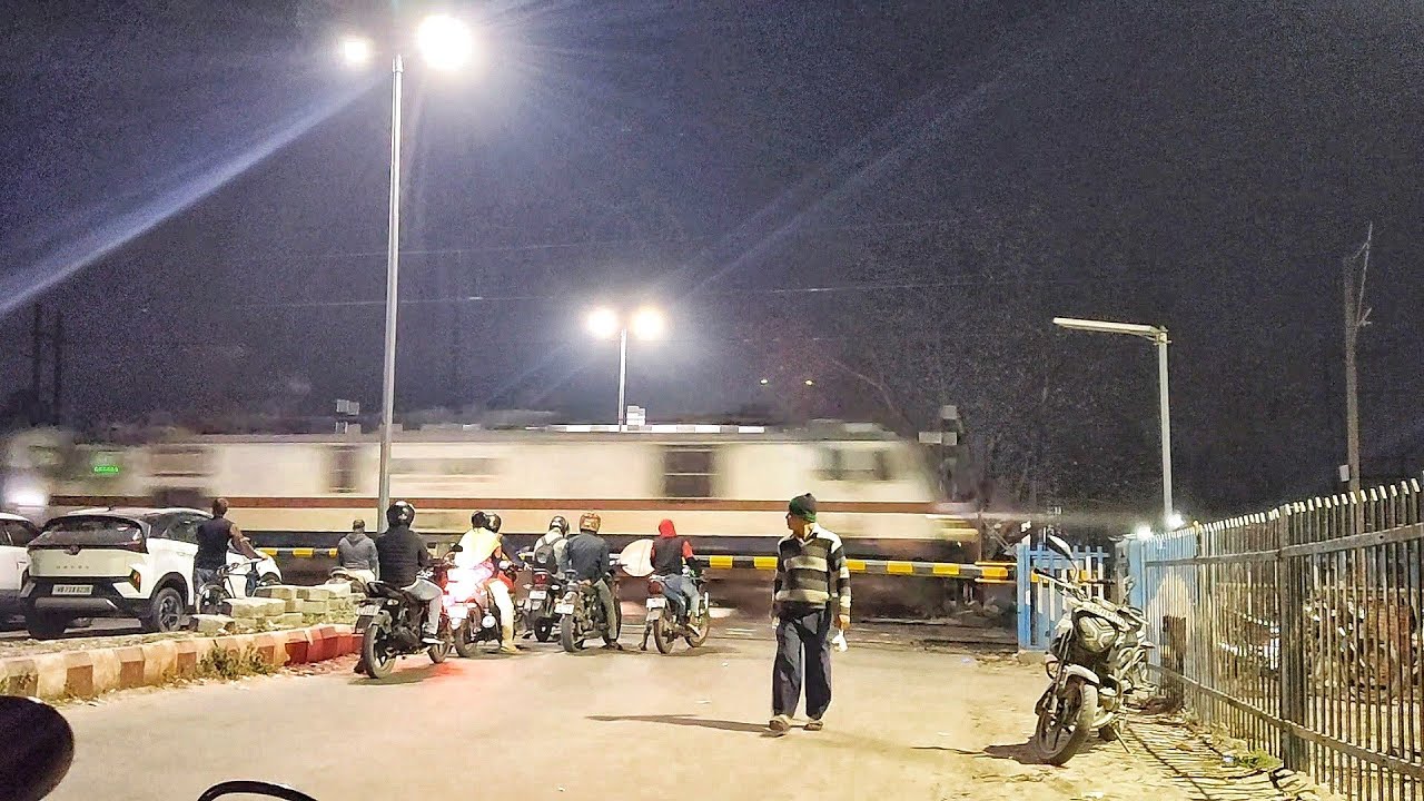 Night 🔥 Indian Railgate Train crossing | Part-49 | Passenger & Freight trains 