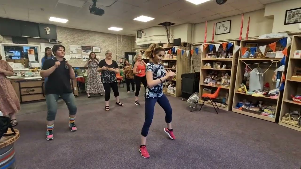 Ri Ri's | All The Way Up | O Saki Saki | Aankh Marey | Bollywood Dance Class | Students Rehearsal 