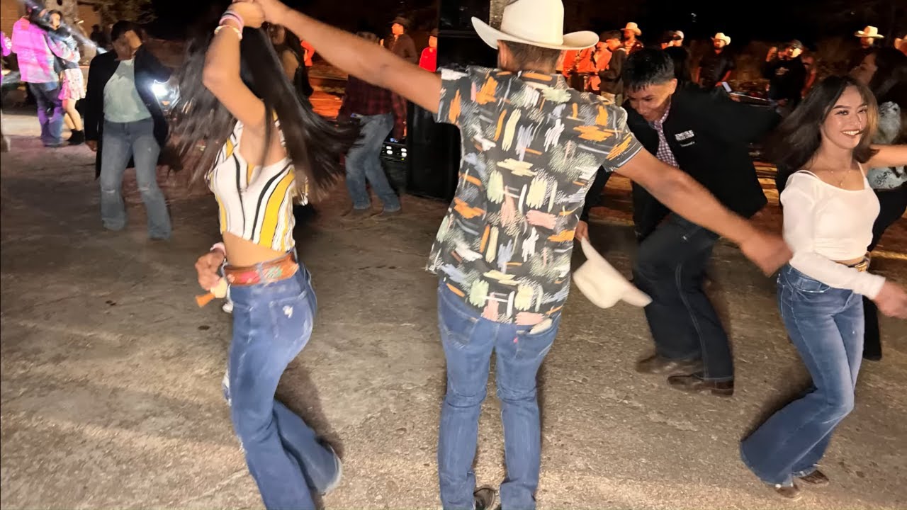 BAILE DE NOCHE EN CIENEGA GRANDE HUEJUCAR JALISCO 1