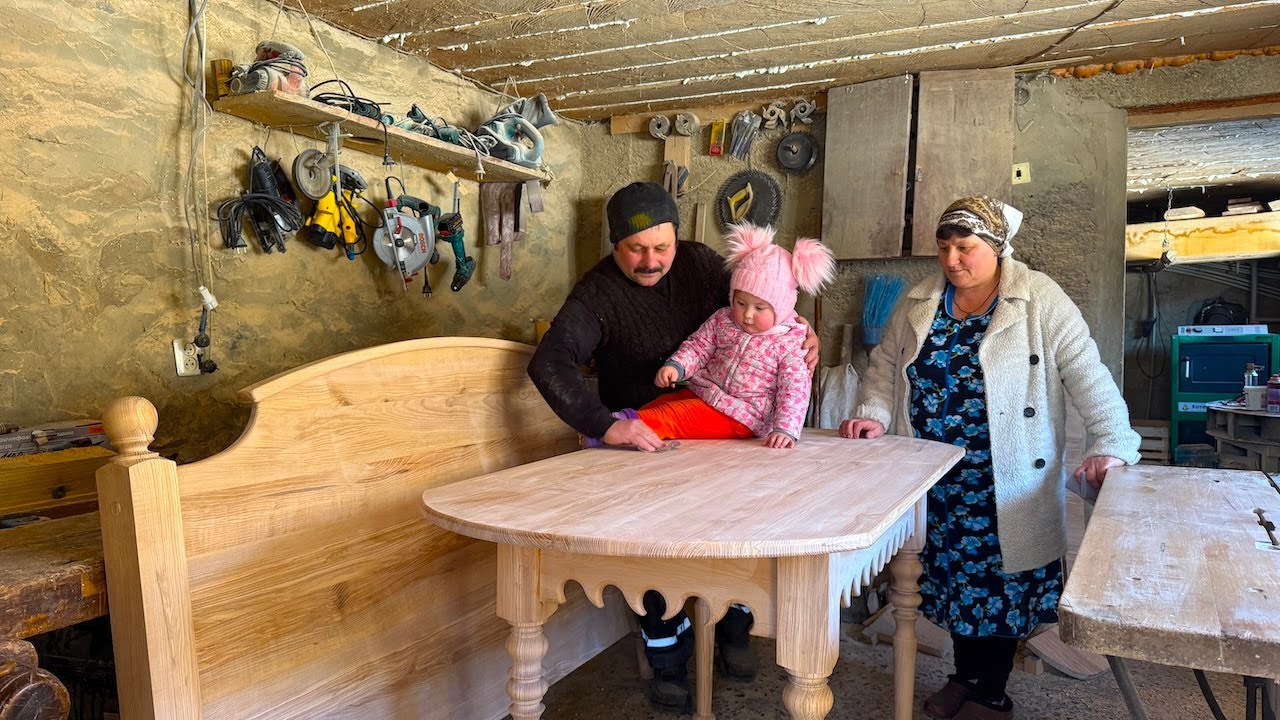 Slow Life in a Carpathian Village 🌄 | Grandpa’s Woodwork & Grandma’s Homemade Food