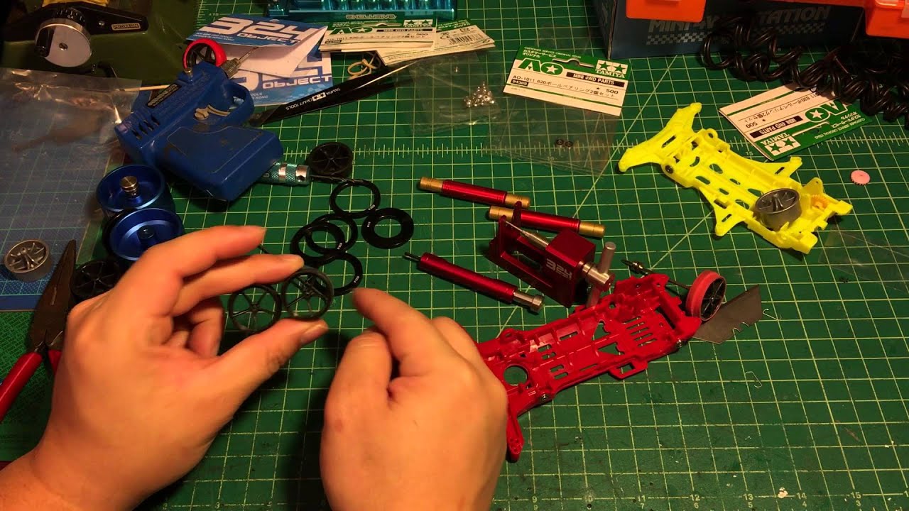 【ミニ四駆】Tamiya mini 4wd How to professionally install your wheel by using 72mm shaft