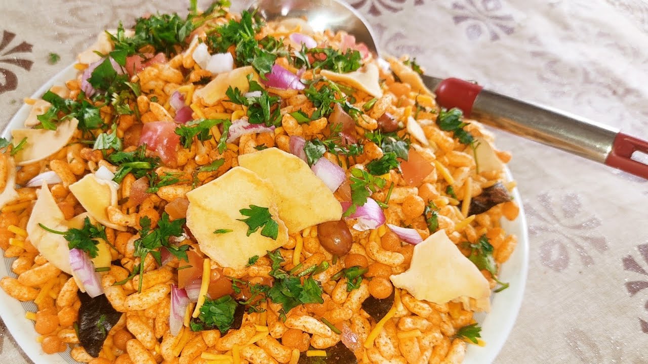 Kurkurit Bhadang Recipe | Kolhapuri Bhadang Recipe | Maharashtrian Murmura Bhadang