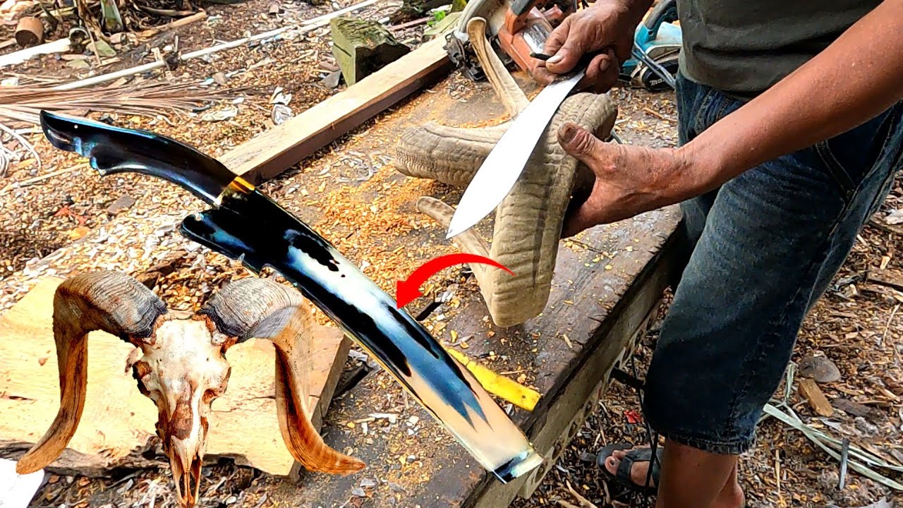 Super kereatif membuat gagang dan sarung golok dari tanduk domba 