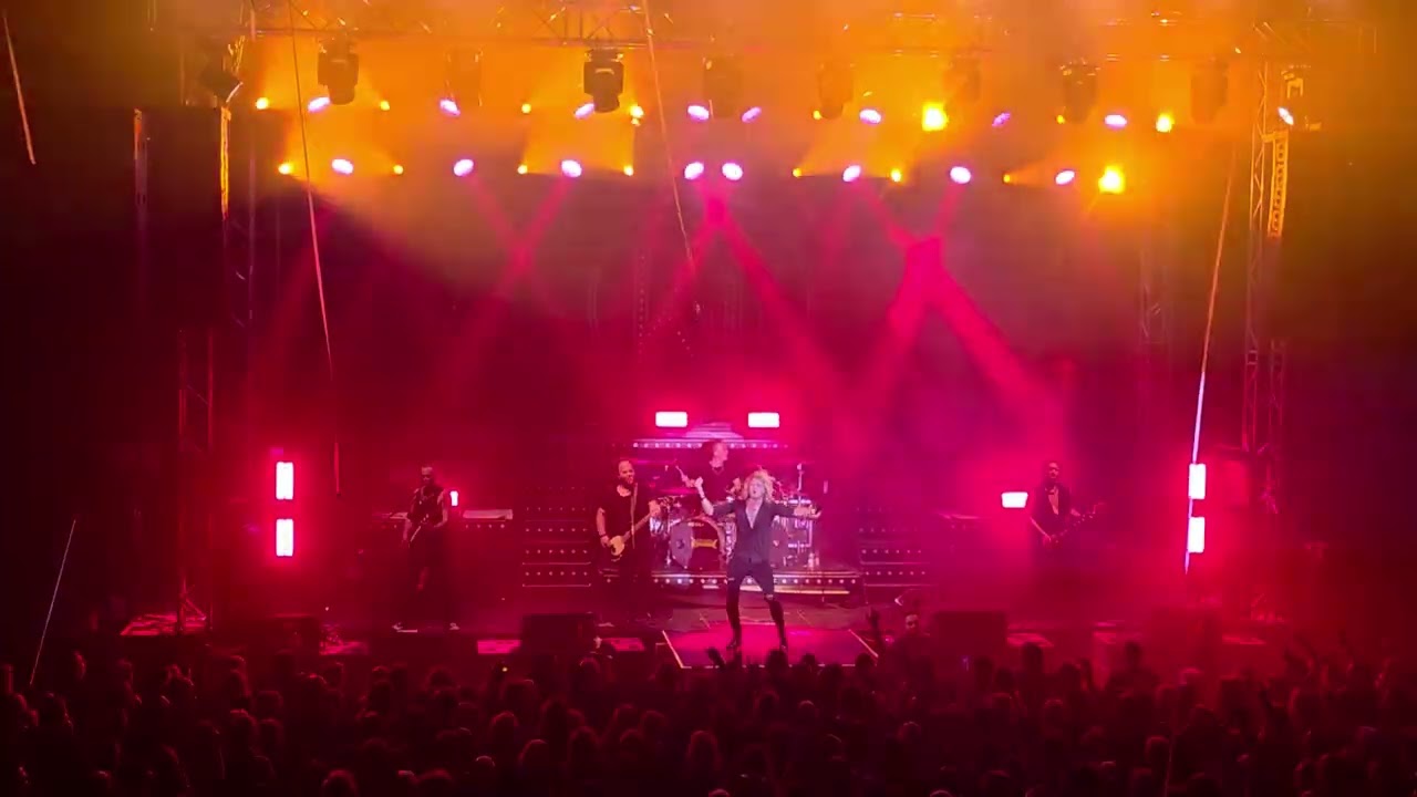 Kissin' Dynamite - Flying Colours LIVE @TurbinenhalleOB Oberhausen 24.10.2025 @kissindynamiterocks 