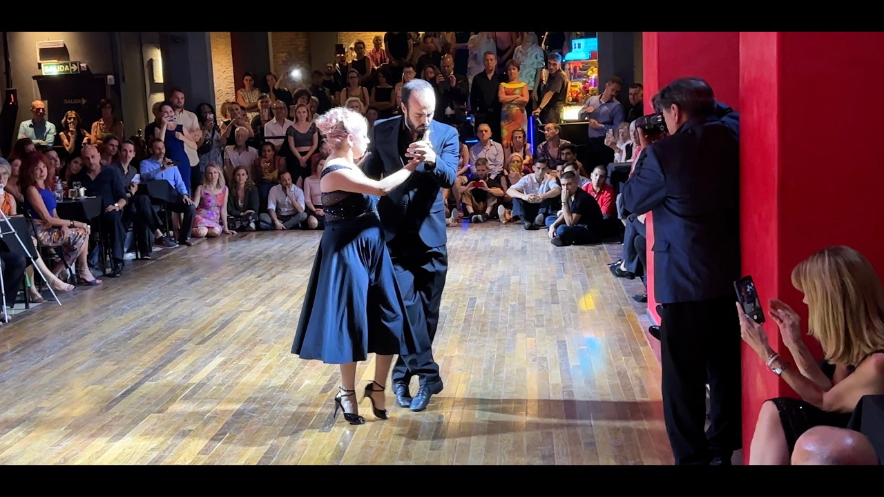Pablo Rodriguez & Carolina Couto – Marabu