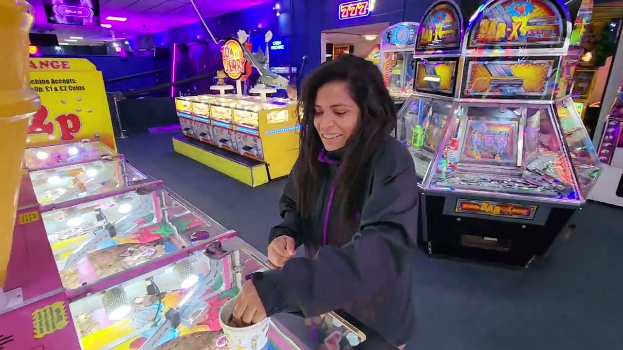 Video Game Arcade Tours - Knightly's Amusement Arcade (Towyn, Wales) 🇬🇧