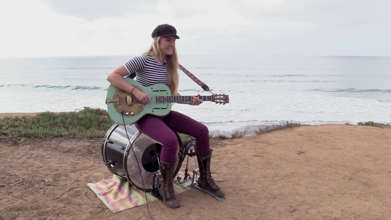 Sarah Rogo  - Misbehave