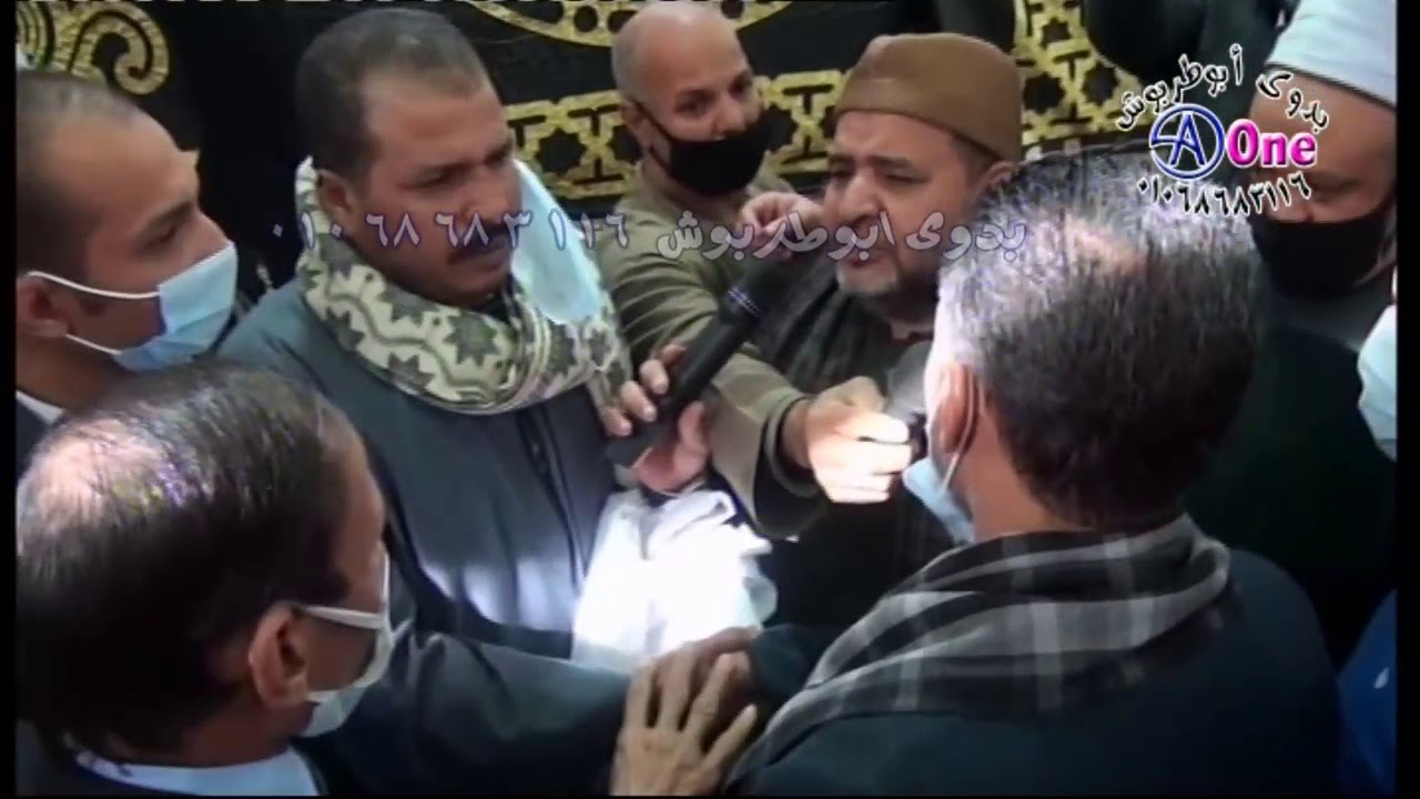 مشهد رهييب لحظة تقديم الكفن صلح في صعيد مصر بين عائلتي آل البريدي وآل النقي الجويلي جرجا سوهاج 2020