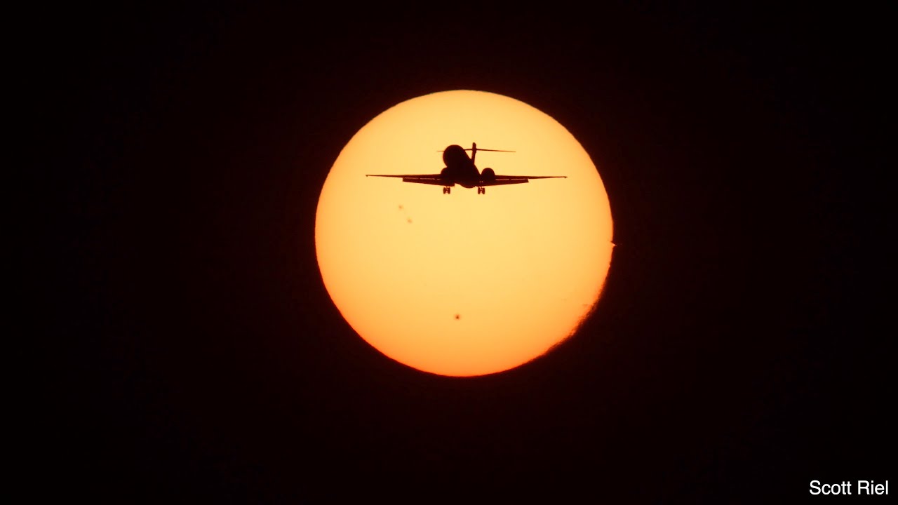 Slow Motion Plane Spotting with Sun Silhouettes Landing 12R MSP/KMSP With Sunspot Region 3315