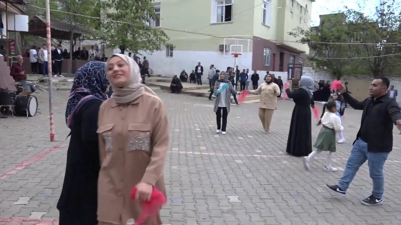 BEYDİLLİ AHMET VE MAKBULE NİN DÜĞÜNÜ