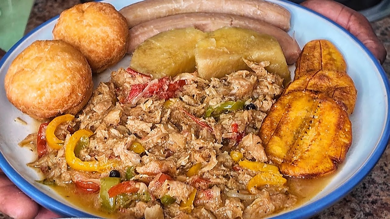 HOW TO MAKE JAMAICAN SALTFISH RUN DUNG WITH YAM BANANA FRIED DUMPLINGS & PLANTAINS