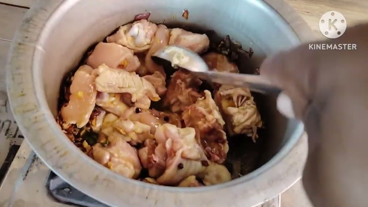 Truck mein Rajasthani style mein banaya chicken