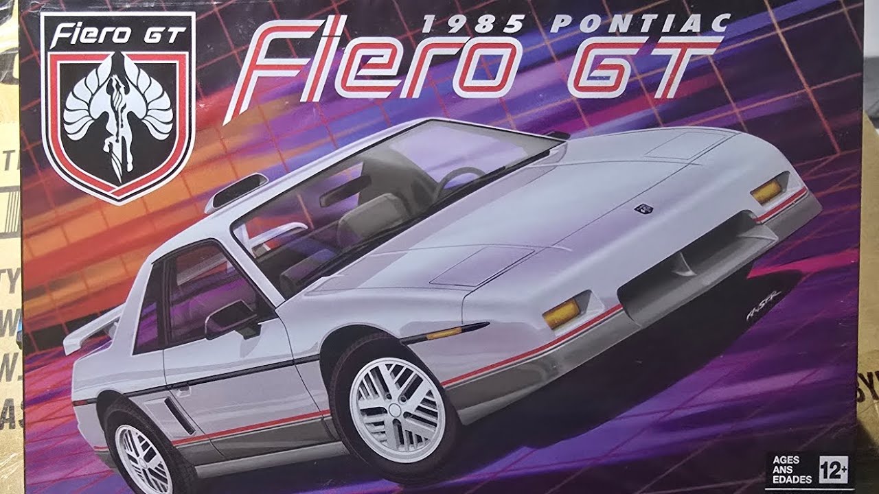 Unboxing the new revell 1985 pontiac fiero gt