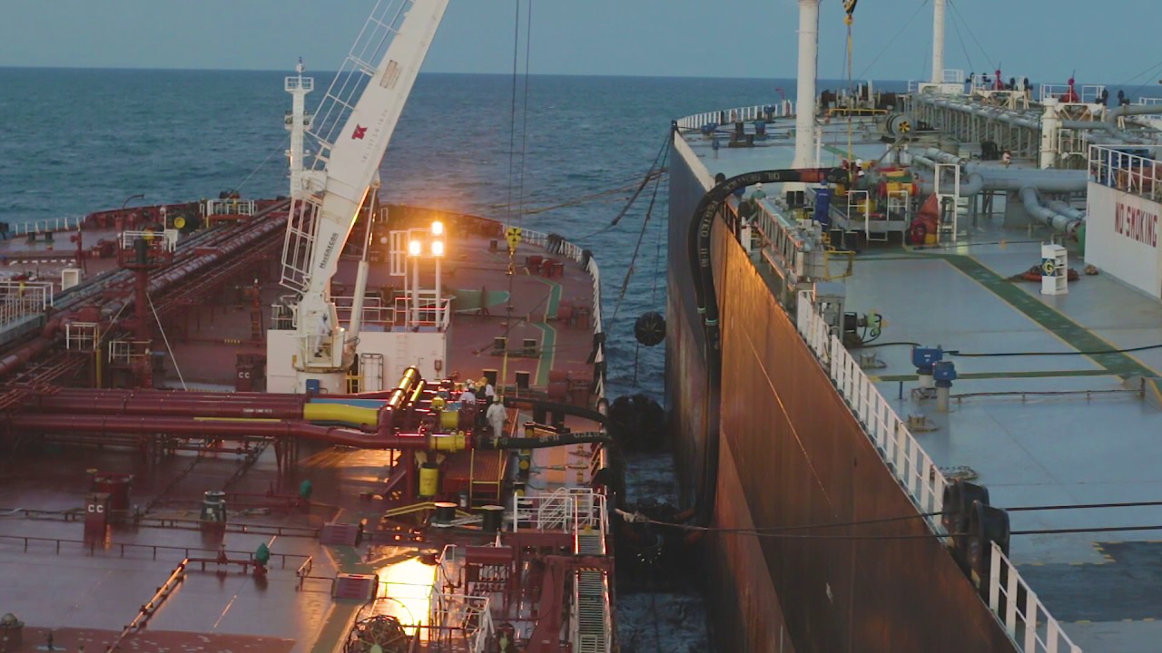 Underway Ship-to-ship Transfer, Gulf of Mexico | Teekay