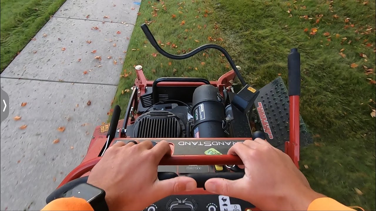 Real Time Mowing Service - POV Mowing with the Toro Grandstand