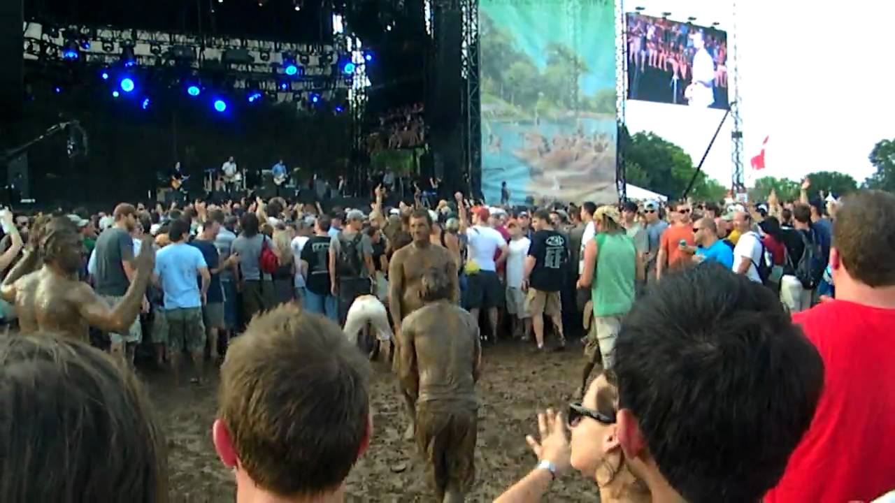 ACL 2009 - MUD People - During Ben Harper