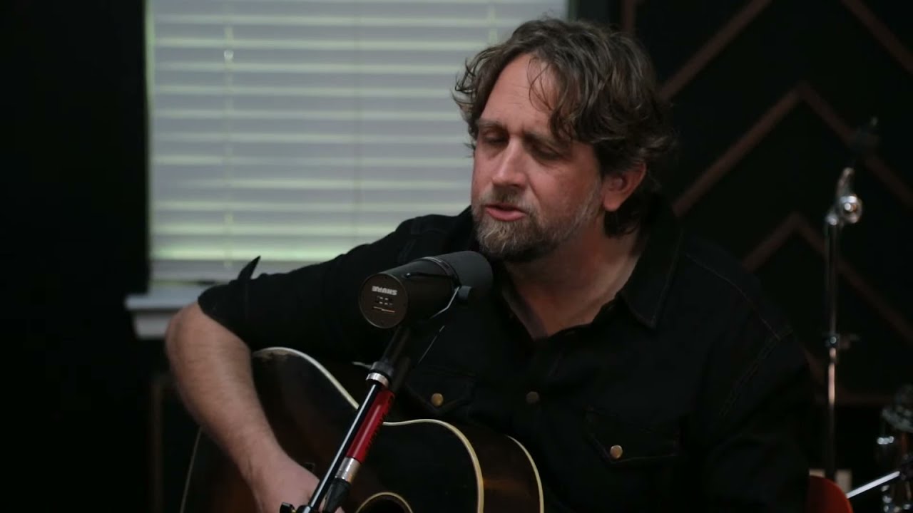 Hayes Carll live at Paste Studio on the Road: Nashville