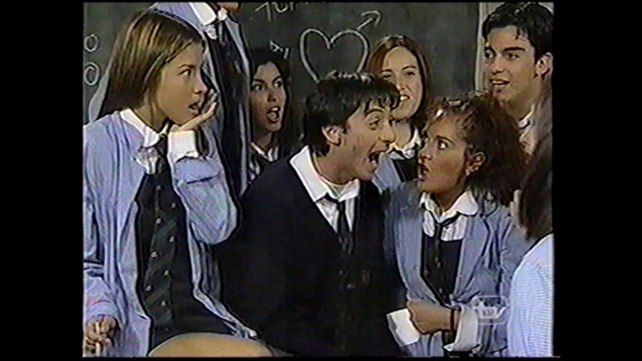 Teleserie ADRENALINA Canal 13 - Colegio Warrington se acaba