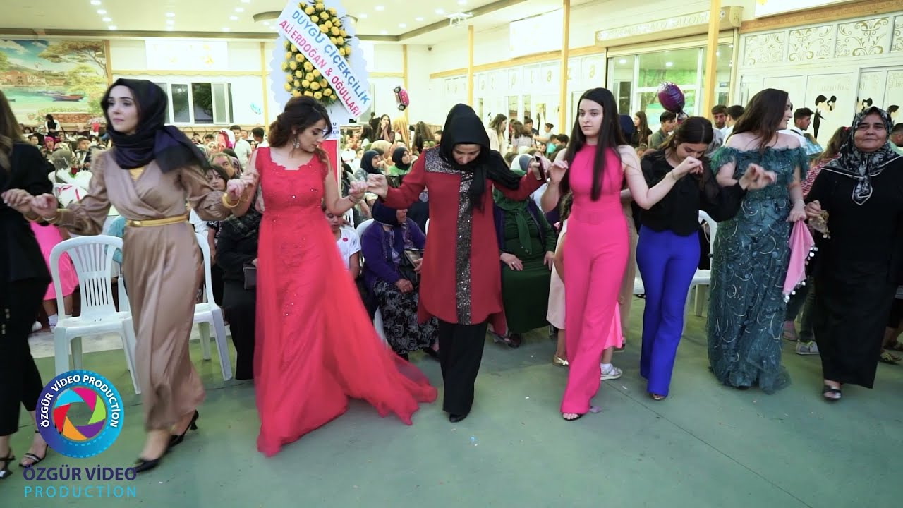 EYYÜP KÖSE'NIN OĞLUNUN DÜGÜN MERASİMİ BÜŞRA  & İBRAHİM SES SANATCISI SİNAN BOZYEL ÖZGÜRVİDEO