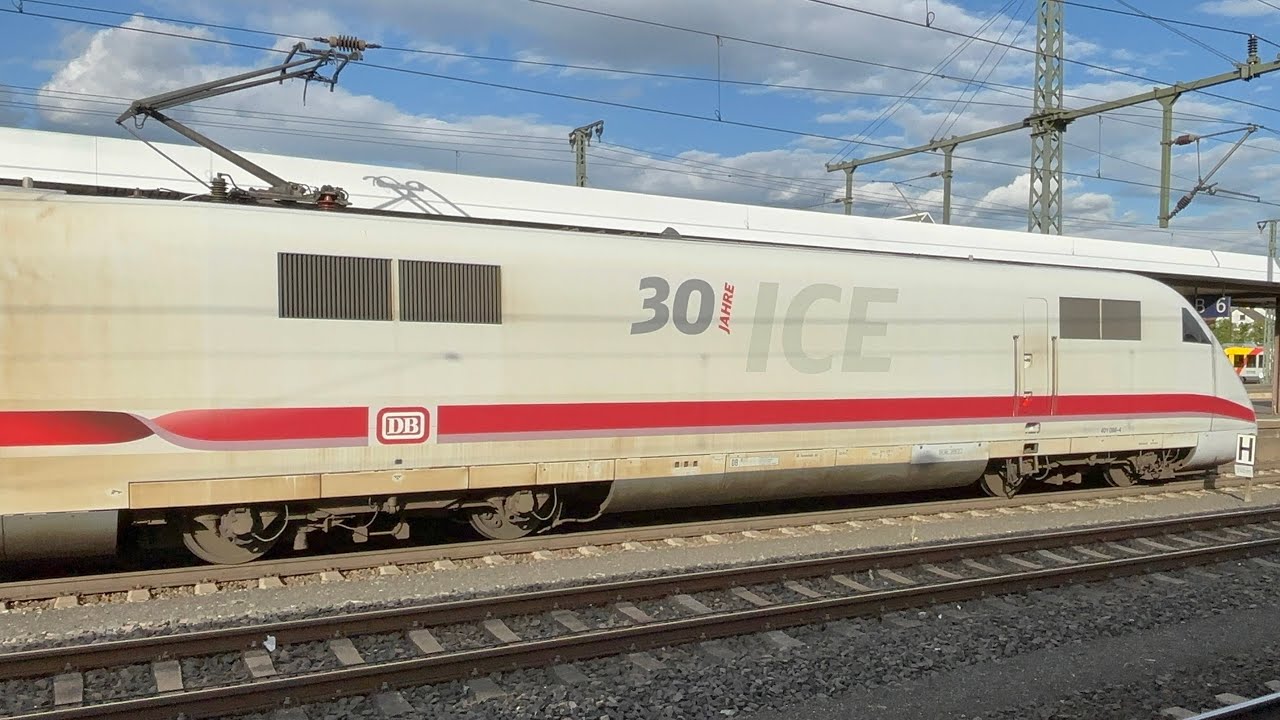 Z&uuml;ge am Hauptbahnhof Fulda/ 2