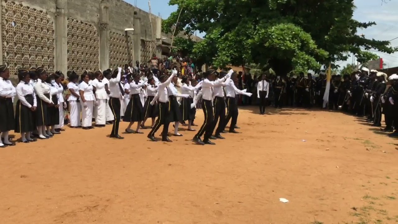 St JOHN teenager's military demonstration Com523 KPEME