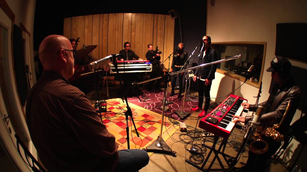 Fitz And The Tantrums: The Walker