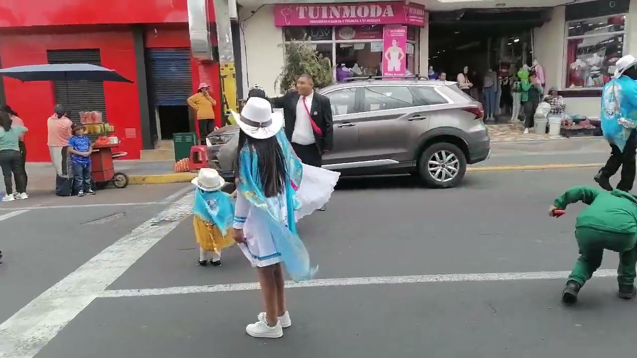 DISFRAZADO DE LOS ROSALES NEGRITOS DE MIGUEL ÁNGEL LASSO DE ZABALA 
