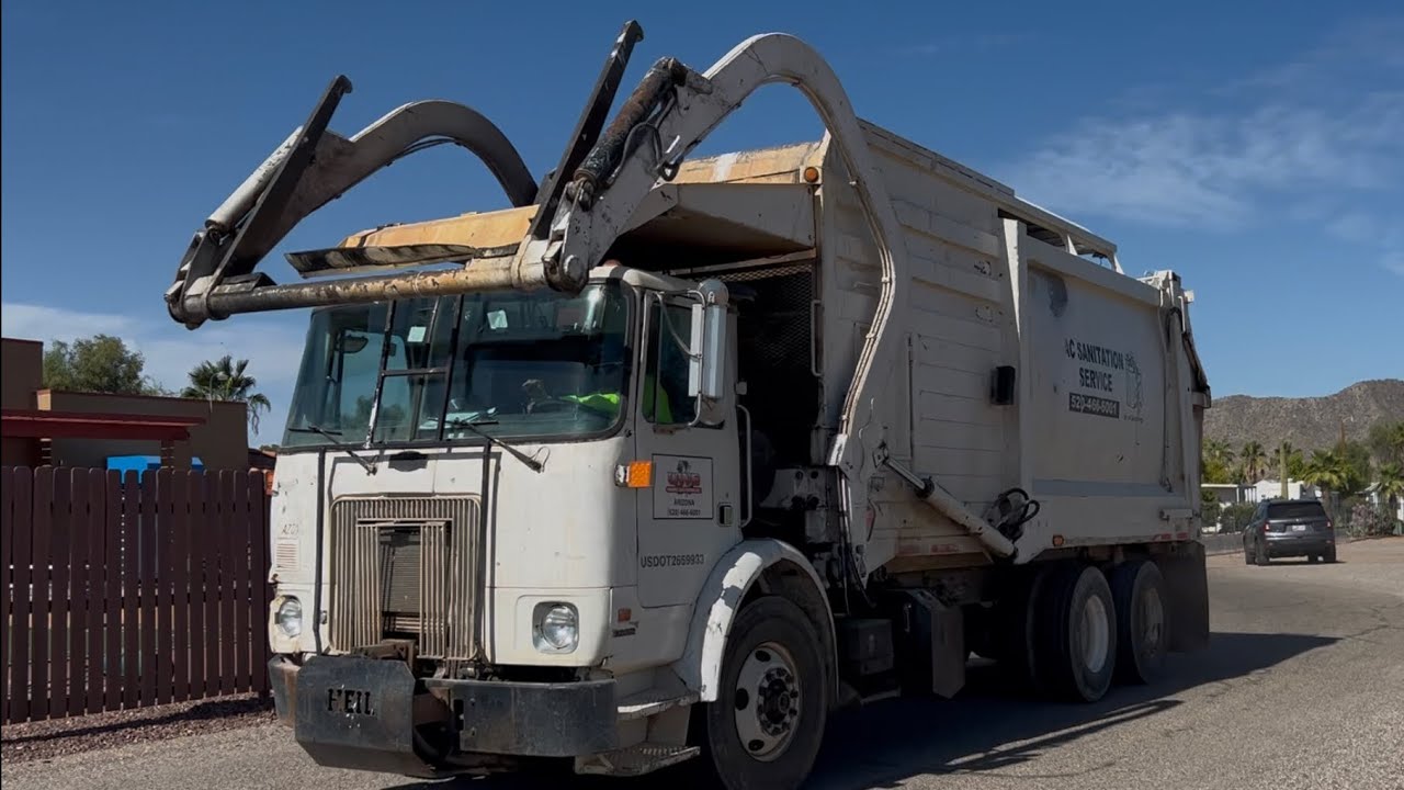 Universal Waste Systems Arizona (A.C. Sanitation Service) Front Loader Garbage Trucks
