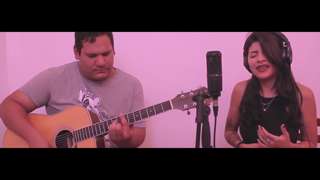 Cazzu, Leo Martín - Más (Unplugged)