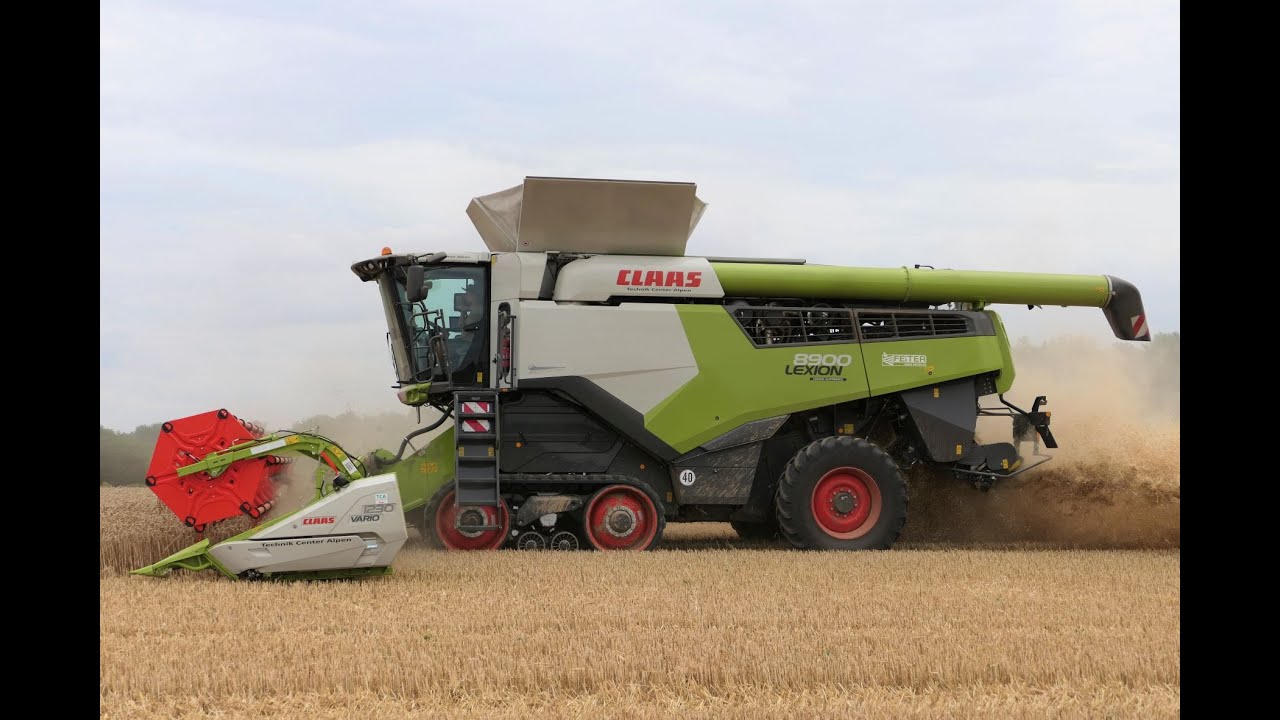 Getreideernte 2022/ Claas Lexion 8900 TT/ 2x Fendt 942 Vario