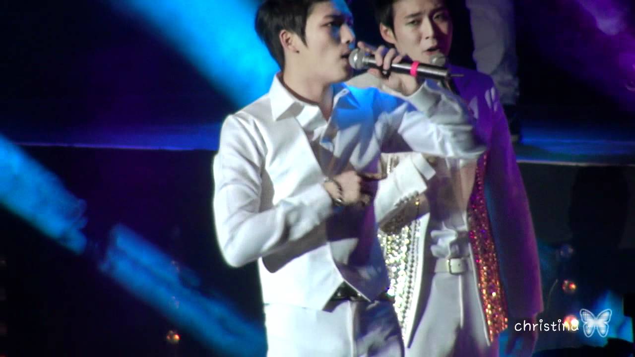 111106 JYJ Berlin- Ayyy girl (Yuchun focus)