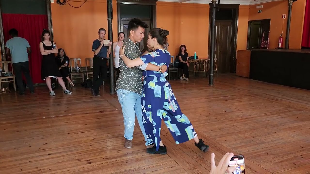 Argentine tango workshop -Torsion, Pivot: Roxana Suárez & Sebastián Achaval - Mañana Zarpa un Barco
