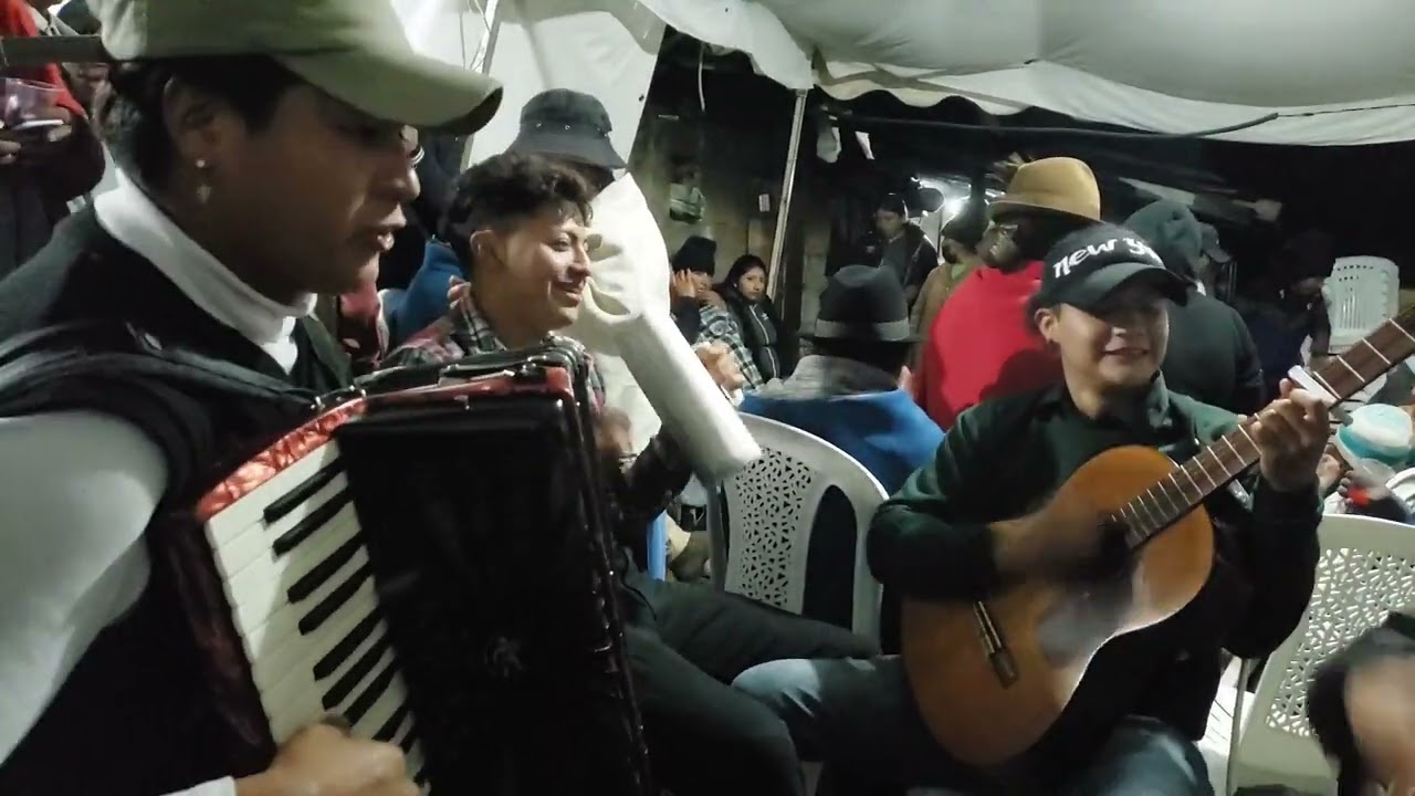 Aquí en Ecuador Celebras el fallecimiento? Bailan en un Velorio|😱#trend STIWART BANDS.